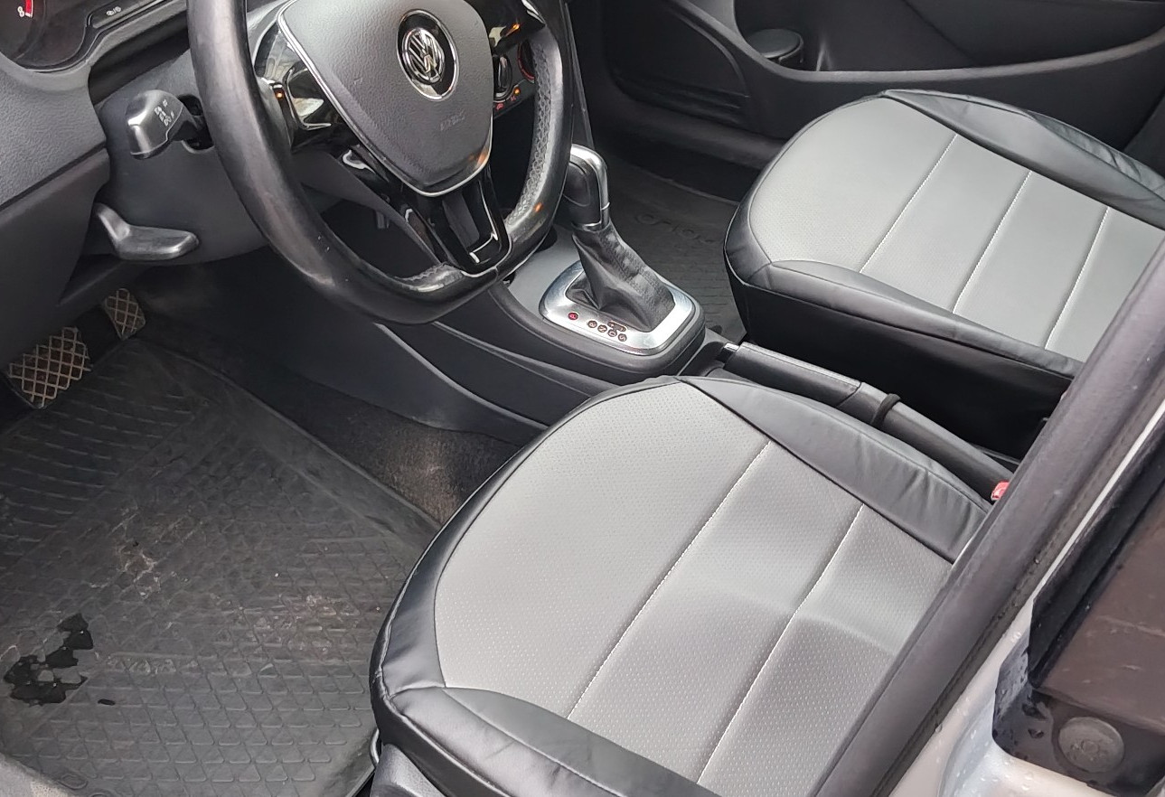 Аренда volkswagen polo эконом класса 2015 года в городе Москва Отрадное от 1680 руб./сутки, передний привод, двигатель: бензин, объем 1.6 литров, ОСАГО (Мультидрайв), без водителя, недорого, вид 6 - RentRide