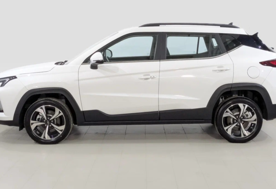 Аренда moskvich 3 эконом класса 2025 года в городе Москва Щукинская от 2952 руб./сутки, передний привод, двигатель: бензин, объем 1.5 литров, каско (Мультидрайв), ОСАГО (Мультидрайв), без водителя, недорого, вид 6 - RentRide