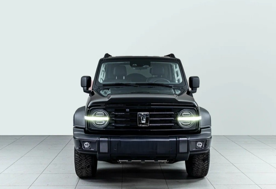 Аренда tank 300 бизнес класса 2024 года в городе Москва Щукинская от 6320 руб./сутки, полный привод, двигатель: бензин, объем 2 литра, каско (Мультидрайв), ОСАГО (Мультидрайв), без водителя, недорого, вид 2 - RentRide