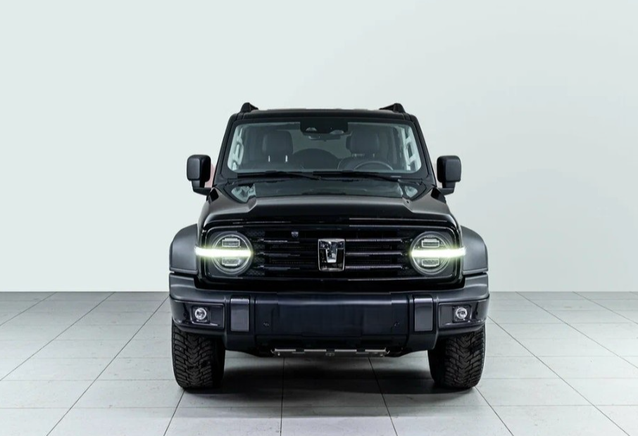 Аренда tank 300 бизнес класса 2024 года в городе Москва Чертановская от 6320 руб./сутки, полный привод, двигатель: бензин, объем 2 литра, каско (Мультидрайв), ОСАГО (Мультидрайв), без водителя, недорого, вид 2 - RentRide