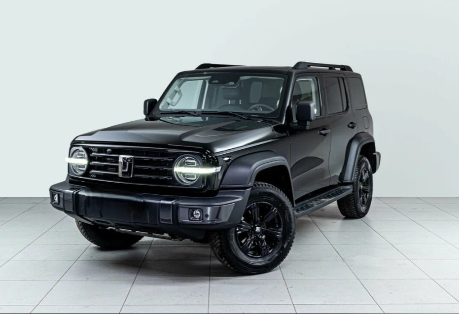 Аренда tank 300 бизнес класса 2024 года в городе Москва Чертановская от 6320 руб./сутки, полный привод, двигатель: бензин, объем 2 литра, каско (Мультидрайв), ОСАГО (Мультидрайв), без водителя, недорого - RentRide