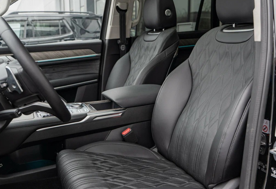 Аренда tank 500 премиум класса 2024 года в городе Москва Щукинская от 9040 руб./сутки, полный привод, двигатель: бензин, объем 3 литра, каско (Мультидрайв), ОСАГО (Мультидрайв), без водителя, недорого, вид 7 - RentRide