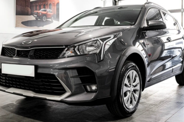 Прокат авто kia rio эконом класса 2024 года в городе Москва Чертановская от 2992 руб./сутки, передний привод, двигатель: бензин, объем 1.6 литров, каско (Мультидрайв), ОСАГО (Мультидрайв), без водителя, недорого - RentRide