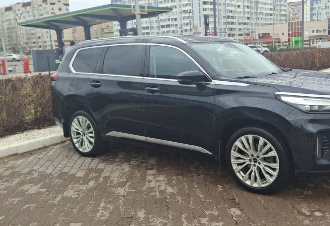 Аренда exeed vx комфорт класса 2022 года в городе Москва Аэропорт от 4800 руб./сутки, полный привод, двигатель: бензин, каско (Впишу в полис), ОСАГО (Впишу в полис), без водителя, недорого - RentRide