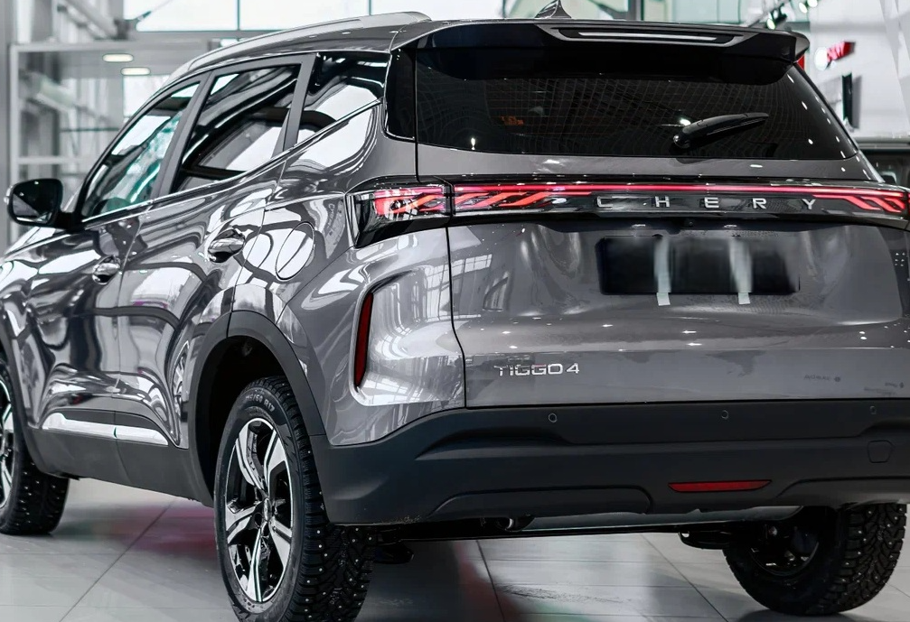 Аренда chery tiggo-4 стандарт класса 2025 года в городе Москва Щукинская от 3520 руб./сутки, передний привод, двигатель: бензин, объем 1.5 литров, каско (Мультидрайв), ОСАГО (Мультидрайв), без водителя, недорого, вид 5 - RentRide