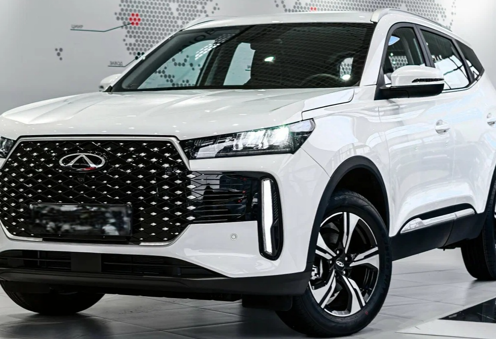 Аренда chery tiggo-4 стандарт класса 2025 года в городе Москва Чертановская от 3520 руб./сутки, передний привод, двигатель: бензин, объем 1.5 литров, каско (Мультидрайв), ОСАГО (Мультидрайв), без водителя, недорого - RentRide