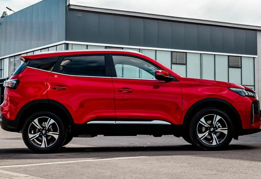 Аренда chery tiggo-4 стандарт класса 2025 года в городе Москва Щукинская от 3520 руб./сутки, передний привод, двигатель: бензин, объем 1.5 литров, каско (Мультидрайв), ОСАГО (Мультидрайв), без водителя, недорого, вид 8 - RentRide