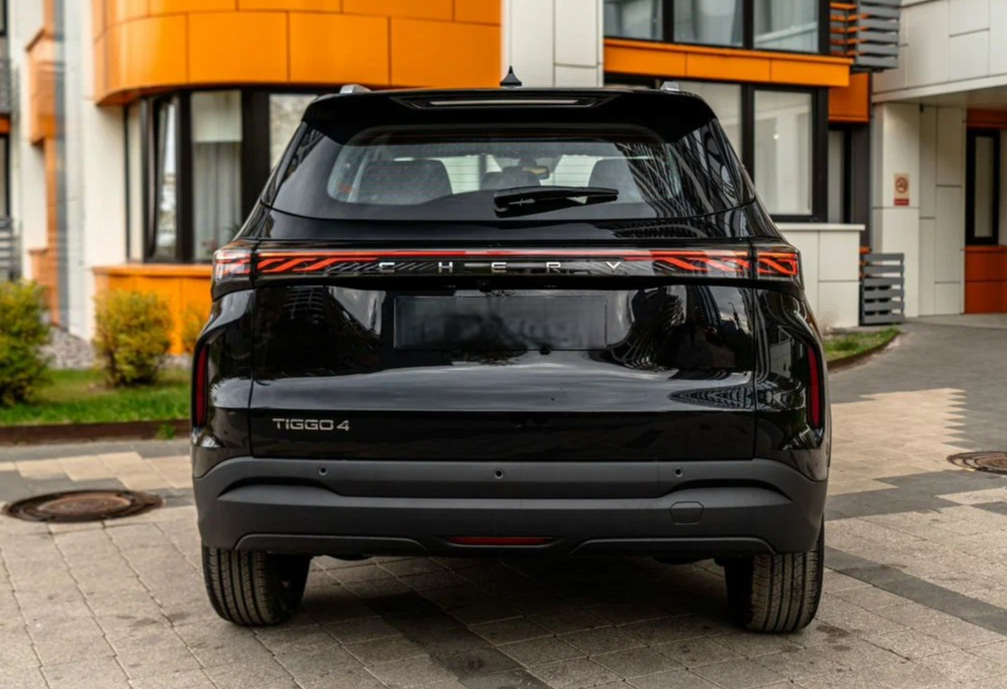 Аренда chery tiggo-4 стандарт класса 2025 года в городе Москва Чертановская от 3520 руб./сутки, передний привод, двигатель: бензин, объем 1.5 литров, каско (Мультидрайв), ОСАГО (Мультидрайв), без водителя, недорого, вид 5 - RentRide