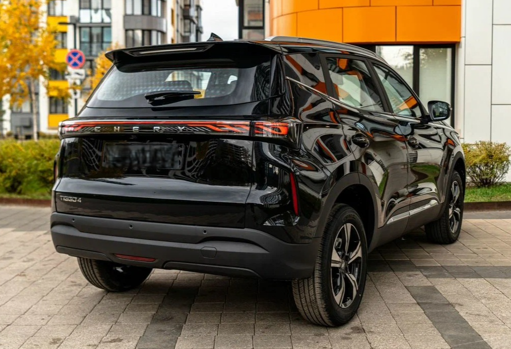 Аренда chery tiggo-4 стандарт класса 2025 года в городе Москва Чертановская от 3520 руб./сутки, передний привод, двигатель: бензин, объем 1.5 литров, каско (Мультидрайв), ОСАГО (Мультидрайв), без водителя, недорого, вид 4 - RentRide