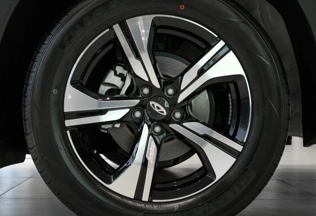 Аренда chery tiggo-4 стандарт класса 2025 года в городе Москва Чертановская от 3520 руб./сутки, передний привод, двигатель: бензин, объем 1.5 литров, каско (Мультидрайв), ОСАГО (Мультидрайв), без водителя, недорого, вид 15 - RentRide