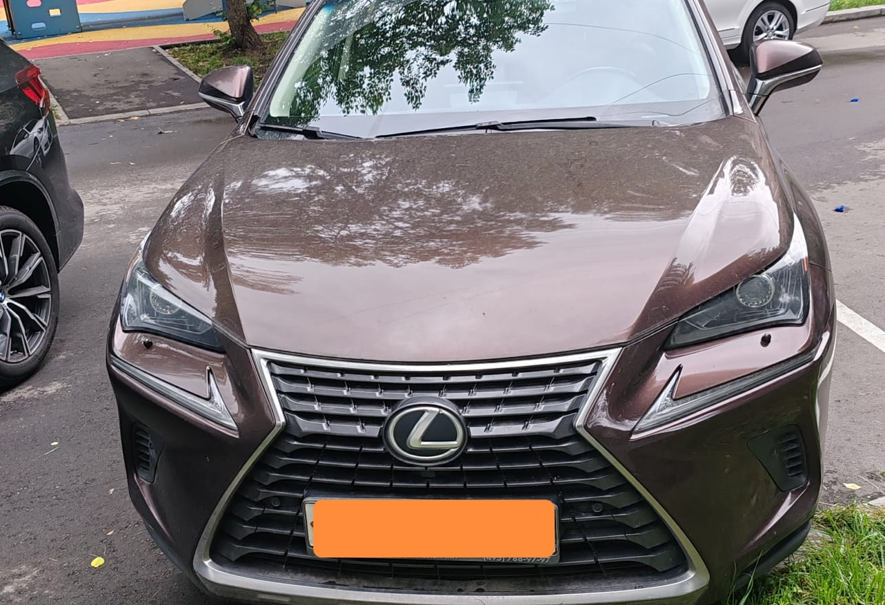 Аренда lexus nx бизнес класса 2020 года в городе Москва Новослободская от 6800 руб./сутки, полный привод, двигатель: бензин, объем 2 литра, каско (Мультидрайв), ОСАГО (Мультидрайв), без водителя, недорого - RentRide
