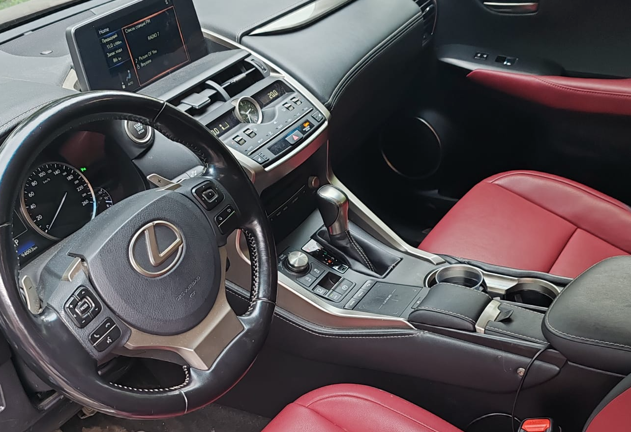 Аренда lexus nx бизнес класса 2020 года в городе Москва Новослободская от 6800 руб./сутки, полный привод, двигатель: бензин, объем 2 литра, каско (Мультидрайв), ОСАГО (Мультидрайв), без водителя, недорого, вид 3 - RentRide