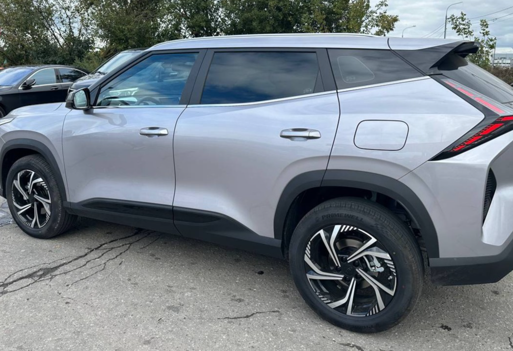 Аренда geely cityray эконом класса 2025 года в городе Москва Чертановская от 4520 руб./сутки, передний привод, двигатель: бензин, объем 1.5 литров, каско (Мультидрайв), ОСАГО (Мультидрайв), без водителя, недорого, вид 4 - RentRide