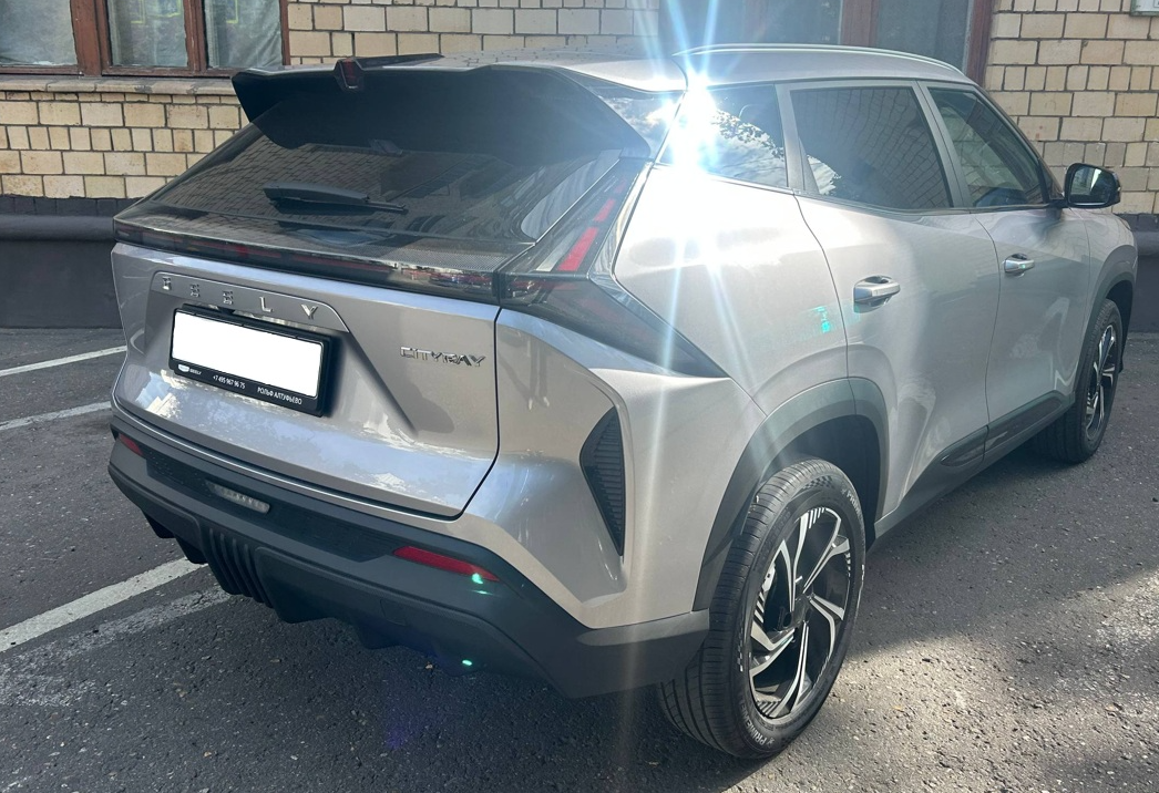 Аренда geely cityray комфорт класса 2025 года в городе Москва Щукинская от 4520 руб./сутки, передний привод, двигатель: бензин, объем 1.5 литров, каско (Мультидрайв), ОСАГО (Мультидрайв), без водителя, недорого, вид 3 - RentRide