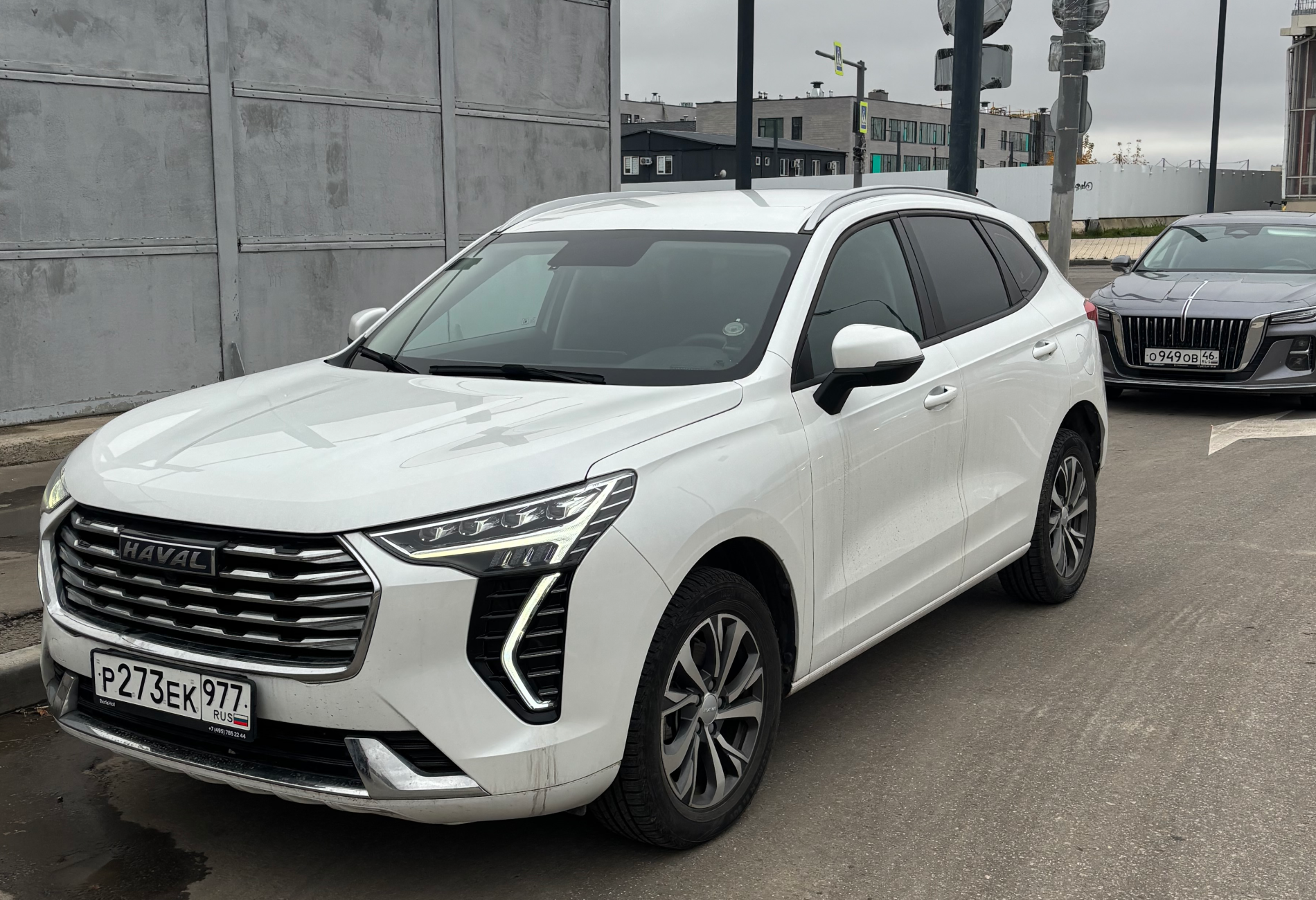 Аренда haval jolion эконом класса 2023 года в городе Москва Бульвар Дмитрия Донского от 2000 руб./сутки, передний привод, двигатель: бензин, объем 1.5 литров, каско (Мультидрайв), ОСАГО (Мультидрайв), без водителя, недорого, вид 3 - RentRide