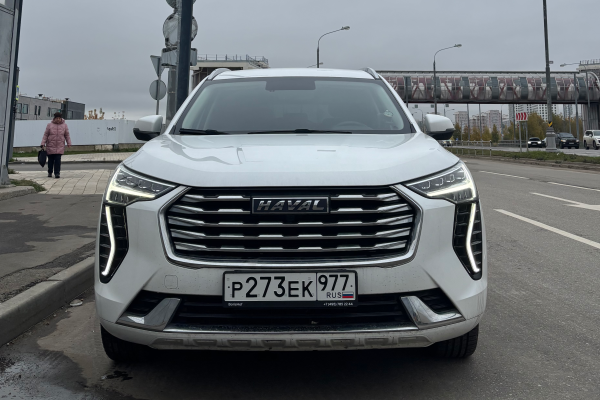 Прокат авто haval jolion эконом класса 2023 года в городе Москва Бульвар Дмитрия Донского от 2000 руб./сутки, передний привод, двигатель: бензин, объем 1.5 литров, каско (Мультидрайв), ОСАГО (Мультидрайв), без водителя, недорого - RentRide