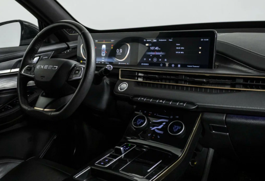 Аренда exeed lx стандарт класса 2024 года в городе Москва Щукинская от 4080 руб./сутки, передний привод, двигатель: бензин, объем 1.6 литров, каско (Мультидрайв), ОСАГО (Мультидрайв), без водителя, недорого, вид 9 - RentRide