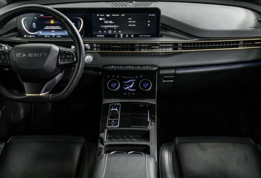 Аренда exeed lx стандарт класса 2024 года в городе Москва Щукинская от 4080 руб./сутки, передний привод, двигатель: бензин, объем 1.6 литров, каско (Мультидрайв), ОСАГО (Мультидрайв), без водителя, недорого, вид 11 - RentRide