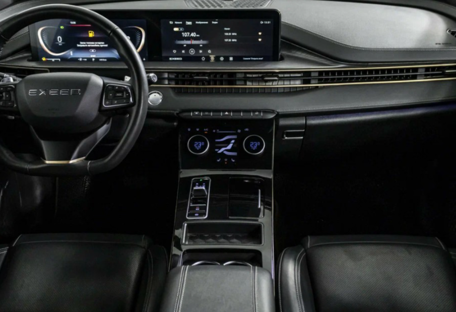 Аренда exeed lx стандарт класса 2023 года в городе Москва Чертановская от 4080 руб./сутки, передний привод, двигатель: бензин, объем 1.6 литров, каско (Мультидрайв), ОСАГО (Мультидрайв), без водителя, недорого, вид 11 - RentRide