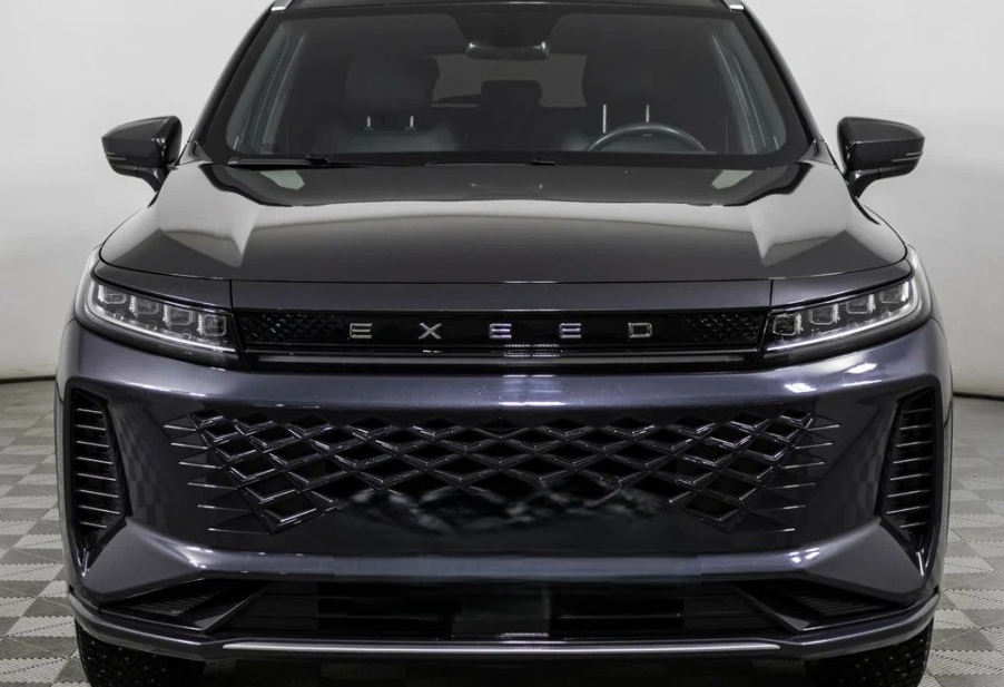 Аренда exeed lx стандарт класса 2023 года в городе Москва Чертановская от 4080 руб./сутки, передний привод, двигатель: бензин, объем 1.6 литров, каско (Мультидрайв), ОСАГО (Мультидрайв), без водителя, недорого, вид 2 - RentRide