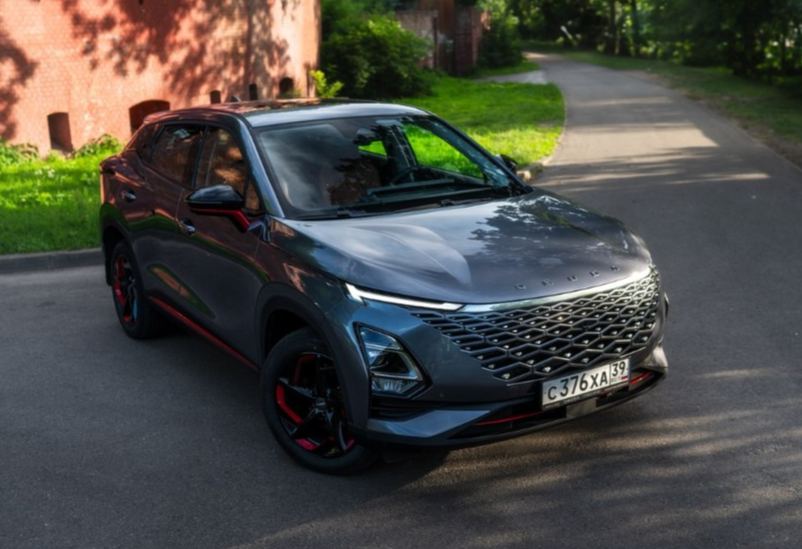 Аренда omoda c5 эконом класса 2024 года в городе Москва от 2990 руб./сутки, передний привод, двигатель: бензин, объем 1.5 литров, каско (Впишу в полис), ОСАГО (Мультидрайв), без водителя, недорого - RentRide