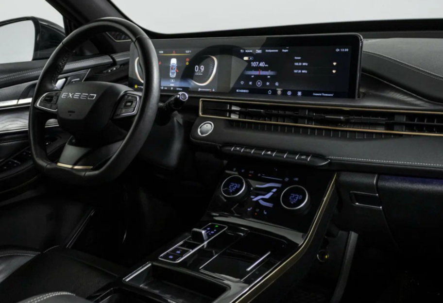 Аренда exeed lx стандарт класса 2024 года в городе Москва Чертановская от 4080 руб./сутки, передний привод, двигатель: бензин, объем 1.6 литров, каско (Мультидрайв), ОСАГО (Мультидрайв), без водителя, недорого, вид 9 - RentRide