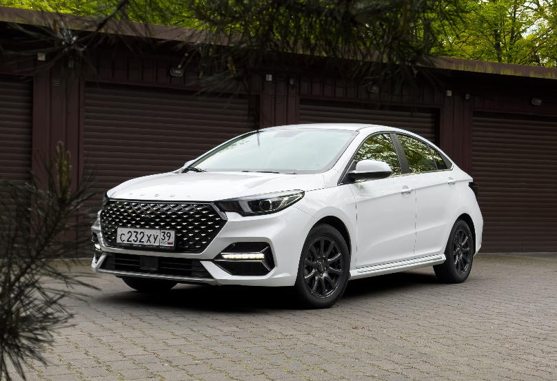 Аренда omoda s5 эконом класса 2024 года в городе Москва от 2290 руб./сутки, передний привод, двигатель: бензин, объем 1.5 литров, каско (Впишу в полис), ОСАГО (Мультидрайв), без водителя, недорого - RentRide