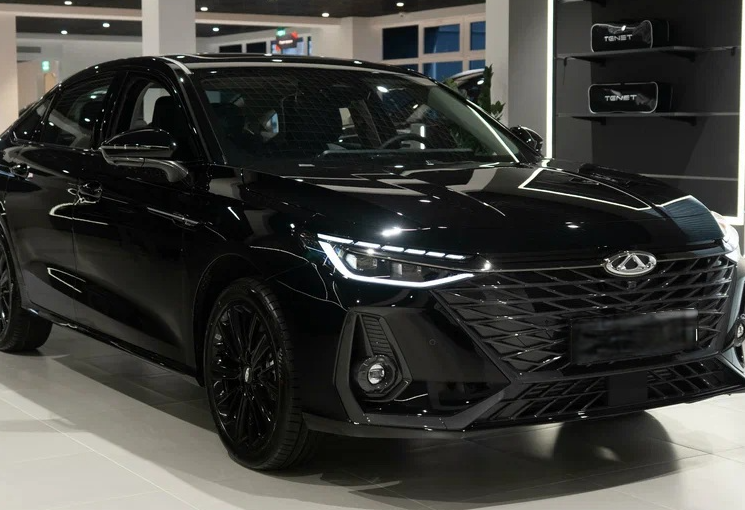 Аренда chery arrizo-8 стандарт класса 2024 года в городе Москва Щукинская от 3976 руб./сутки, передний привод, двигатель: бензин, объем 1.6 литров, каско (Мультидрайв), ОСАГО (Мультидрайв), без водителя, недорого - RentRide