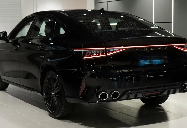 Аренда chery arrizo-8 стандарт класса 2024 года в городе Москва Щукинская от 3976 руб./сутки, передний привод, двигатель: бензин, объем 1.6 литров, каско (Мультидрайв), ОСАГО (Мультидрайв), без водителя, недорого, вид 3 - RentRide