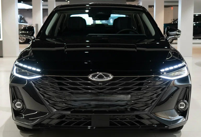 Аренда chery arrizo-8 стандарт класса 2024 года в городе Москва Щукинская от 3976 руб./сутки, передний привод, двигатель: бензин, объем 1.6 литров, каско (Мультидрайв), ОСАГО (Мультидрайв), без водителя, недорого, вид 2 - RentRide