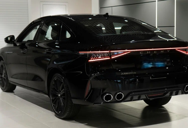 Аренда chery arrizo-8 стандарт класса 2024 года в городе Москва Щукинская от 3976 руб./сутки, передний привод, двигатель: бензин, объем 1.6 литров, каско (Мультидрайв), ОСАГО (Мультидрайв), без водителя, недорого, вид 3 - RentRide