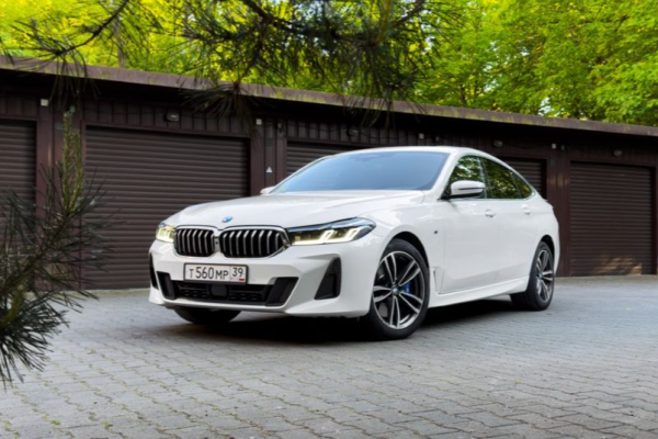 bmw 6gt 2021 года Прокат авто bmw 6gt бизнес класса 2021 года в городе Калининград от 5990 руб./сутки, полный привод, двигатель: дизель, объем 2 литра, каско (Впишу в полис), ОСАГО (Мультидрайв), без водителя, недорого - RentRide