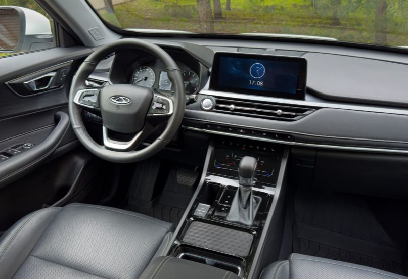 Аренда chery tiggo-4 эконом класса 2024 года в городе Москва от 2590 руб./сутки, передний привод, двигатель: бензин, объем 1.5 литров, каско (Впишу в полис), ОСАГО (Мультидрайв), без водителя, недорого, вид 4 - RentRide