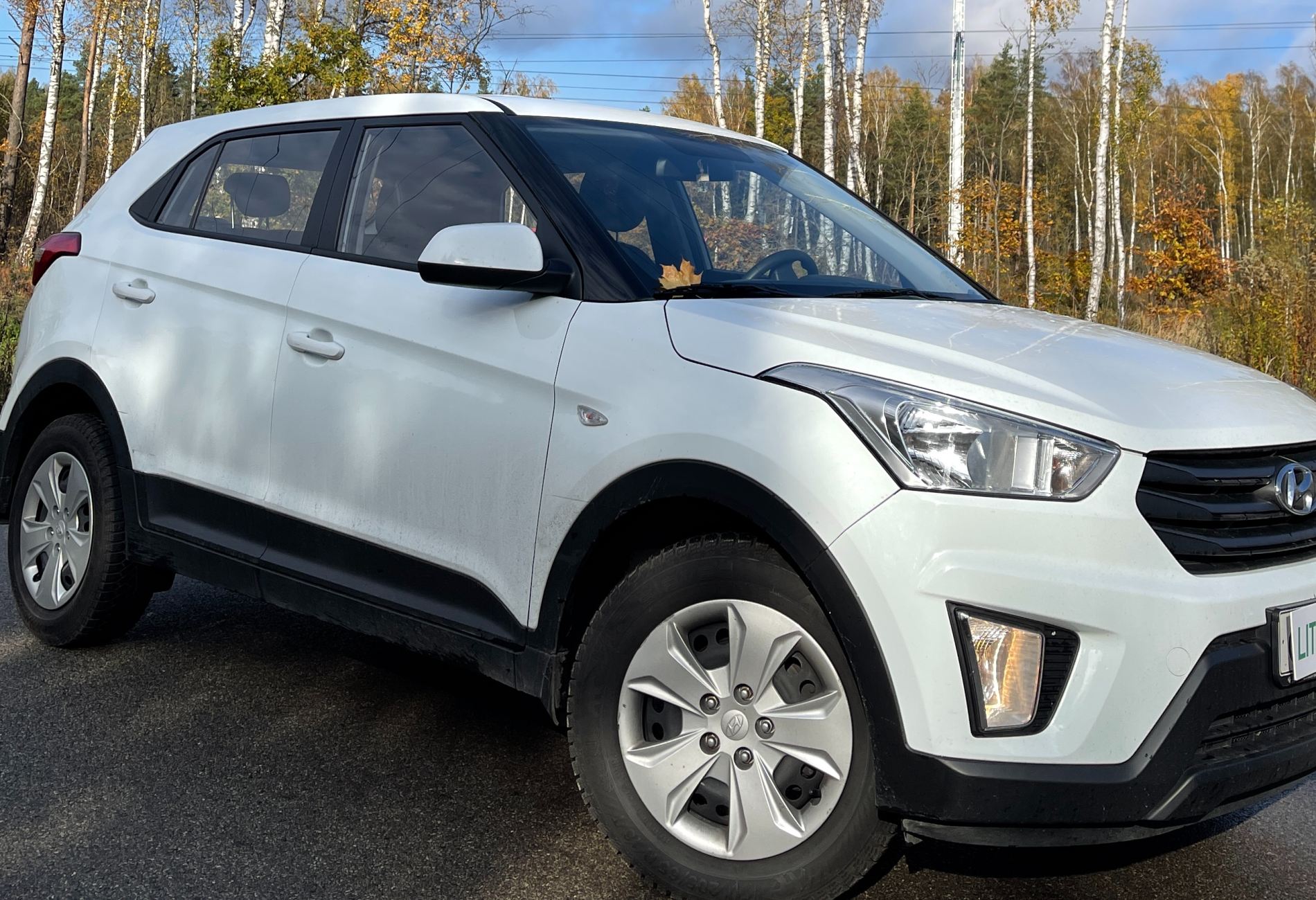 Аренда hyundai creta эконом класса 2018 года в городе Москва от 2590 руб./сутки, полный привод, двигатель: бензин, объем 1.6 литров, каско (Впишу в полис), ОСАГО (Мультидрайв), без водителя, недорого, вид 2 - RentRide