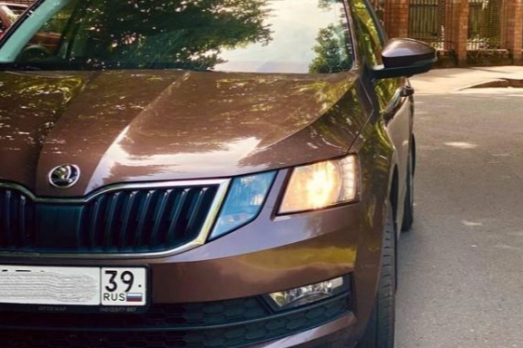 Прокат авто skoda octavia эконом класса 2017 года в городе Калининград от 2872 руб./сутки, передний привод, двигатель: бензин, объем 1598 литров, ОСАГО (Мультидрайв), без водителя, недорого - RentRide