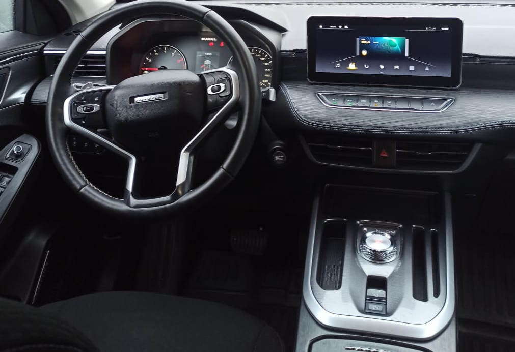 Аренда haval jolion эконом класса 2024 года в городе Москва Народное Ополчение от 2960 руб./сутки, передний привод, двигатель: бензин, объем 1.5 литров, каско (Мультидрайв), ОСАГО (Мультидрайв), без водителя, недорого, вид 6 - RentRide