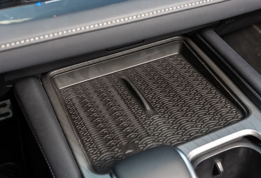 Аренда chery arrizo-8 стандарт класса 2023 года в городе Москва Щукинская от 3976 руб./сутки, передний привод, двигатель: бензин, объем 1.6 литров, каско (Мультидрайв), ОСАГО (Мультидрайв), без водителя, недорого, вид 15 - RentRide