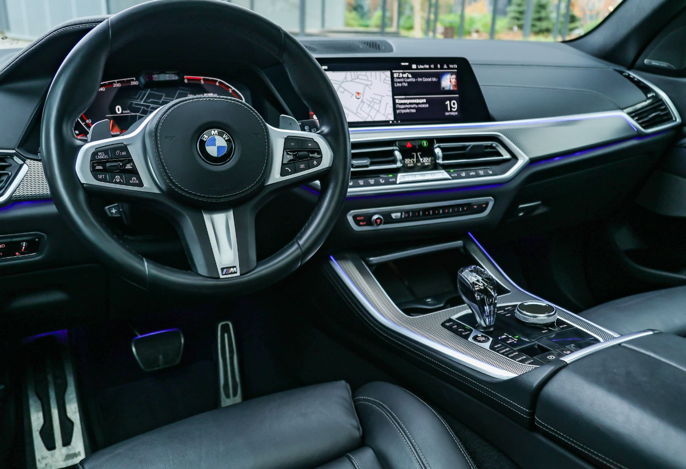 Аренда bmw x5 бизнес класса 2020 года в городе Москва Авиамоторная от 16720 руб./сутки, полный привод, двигатель: дизель, объем 3 литра, каско (Мультидрайв), ОСАГО (Мультидрайв), без водителя, недорого, вид 6 - RentRide