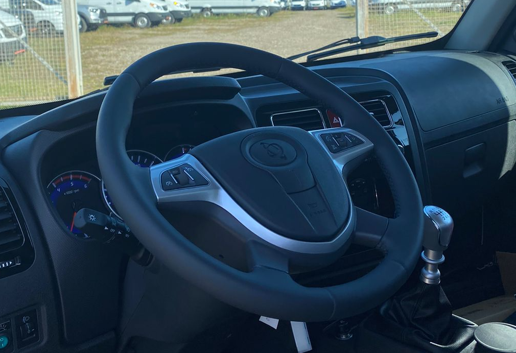Аренда lada largus стандарт класса 2025 года в городе Москва Зюзино от 3500 руб./сутки, передний привод, двигатель: бензин, объем 2 литра, каско (Мультидрайв), ОСАГО (Мультидрайв), без водителя, недорого, вид 4 - RentRide