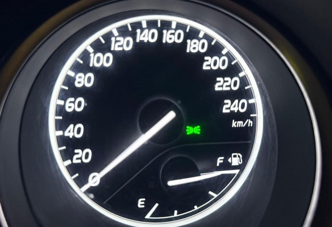 Аренда toyota camry стандарт класса 2019 года в городе Москва Проспект Вернадского от 3300 руб./сутки, передний привод, двигатель: бензин, объем 2.5 литров, ОСАГО (Мультидрайв), без водителя, недорого, вид 14 - RentRide