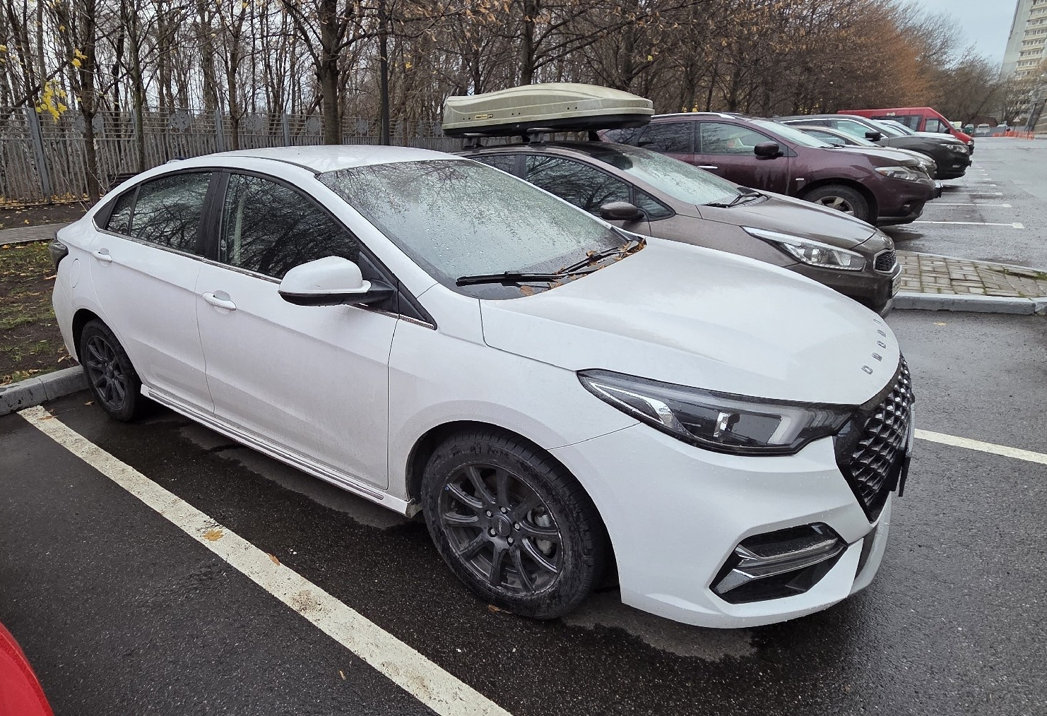 Аренда omoda s5 эконом класса 2024 года в городе Москва Преображенская площадь от 1790 руб./сутки, передний привод, двигатель: бензин, объем 1.5 литров, ОСАГО (Мультидрайв), без водителя, недорого, вид 4 - RentRide