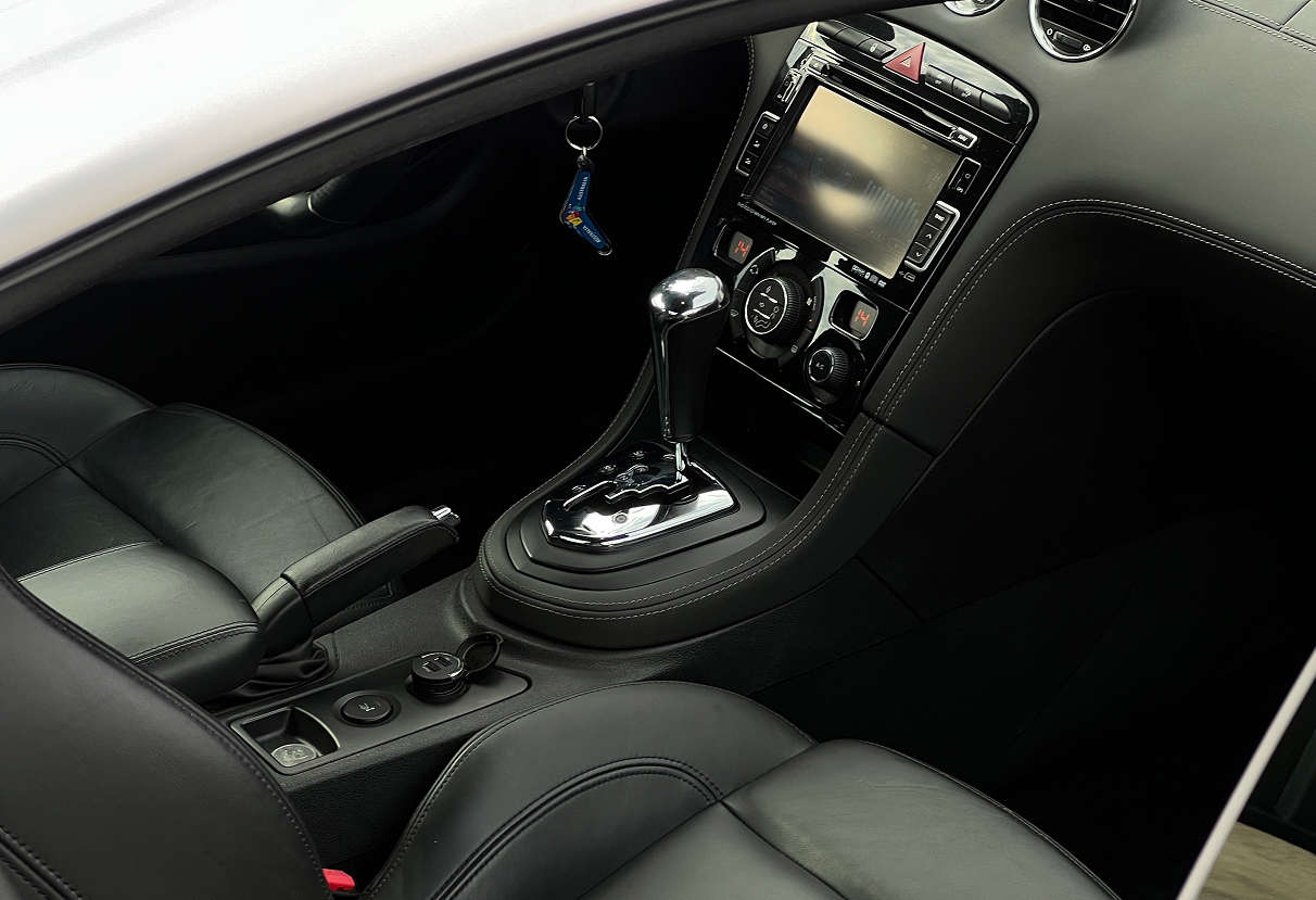 Аренда peugeot rcz 2012 года в городе Москва от 11192 руб./сутки, передний привод, двигатель: бензин, объем 1.6 литров, ОСАГО (Впишу в полис), без водителя, недорого, вид 8 - RentRide