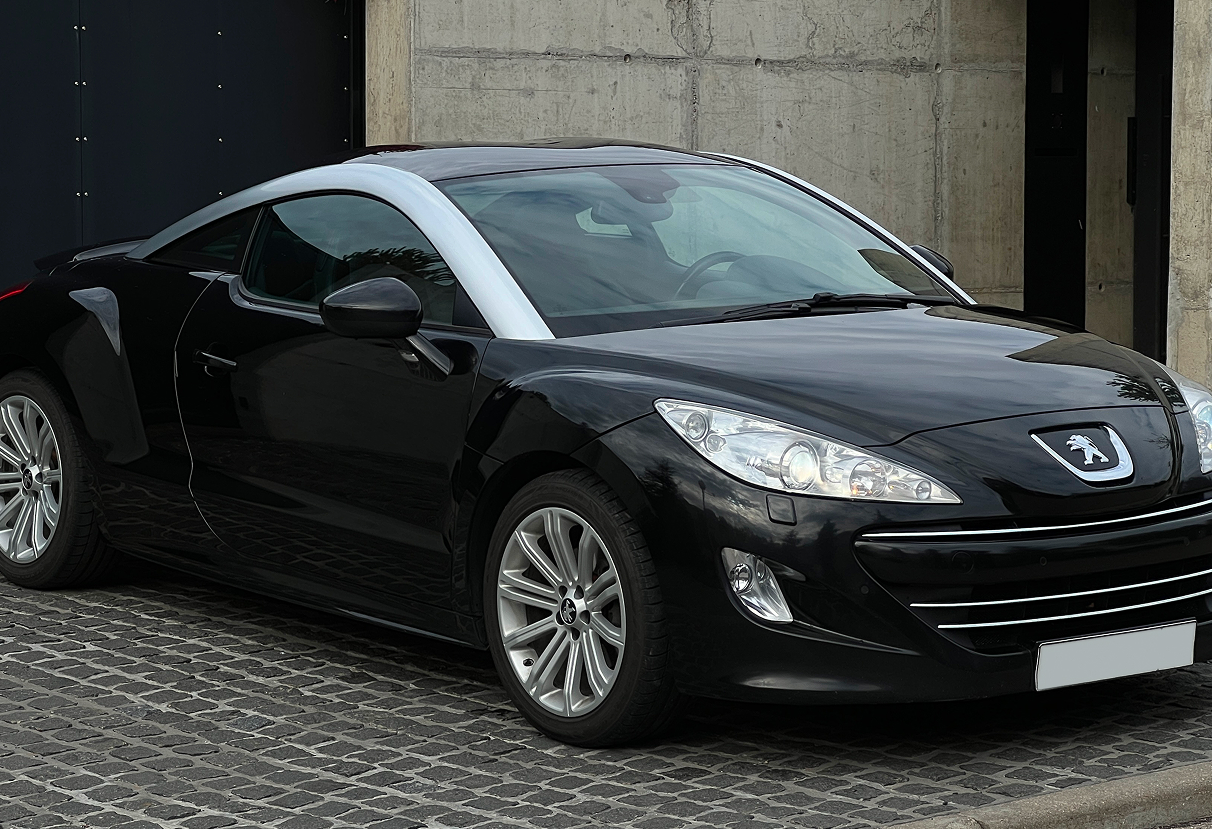 Аренда peugeot rcz 2012 года в городе Москва от 11192 руб./сутки, передний привод, двигатель: бензин, объем 1.6 литров, ОСАГО (Впишу в полис), без водителя, недорого, вид 11 - RentRide