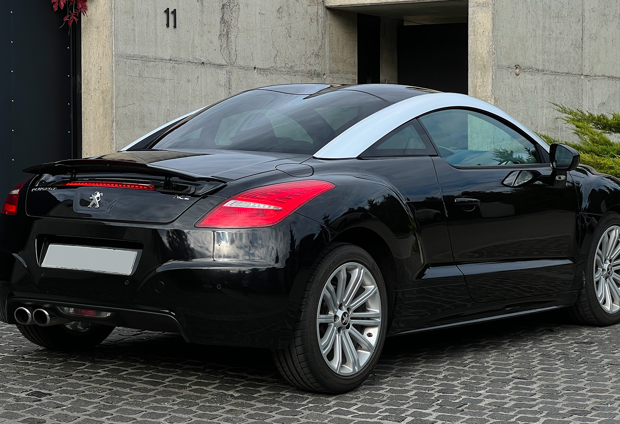Аренда peugeot rcz 2012 года в городе Москва от 11192 руб./сутки, передний привод, двигатель: бензин, объем 1.6 литров, ОСАГО (Впишу в полис), без водителя, недорого, вид 12 - RentRide