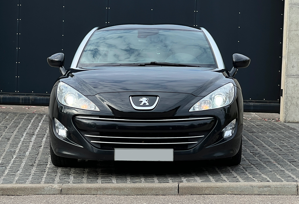 Аренда peugeot rcz 2012 года в городе Москва от 11192 руб./сутки, передний привод, двигатель: бензин, объем 1.6 литров, ОСАГО (Впишу в полис), без водителя, недорого, вид 4 - RentRide