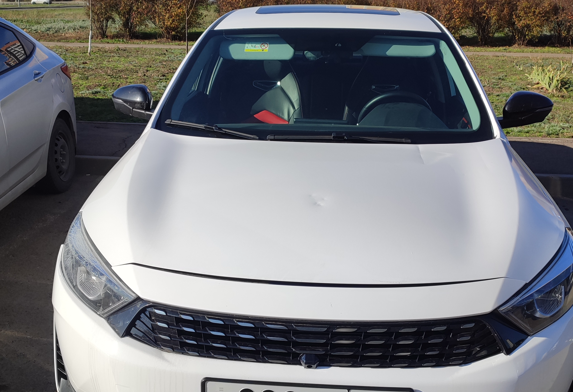 Аренда e5 e5 эконом класса 2023 года в городе Москва от 2400 руб./сутки, передний привод, двигатель: бензин, объем 1.5 литров, ОСАГО (Впишу в полис), без водителя, недорого, вид 3 - RentRide