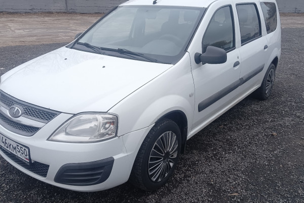 Прокат авто lada largus эконом класса 2018 года в городе Москва Котельники от 2000 руб./сутки, передний привод, двигатель: бензин, объем 1.6 литров, ОСАГО (Впишу в полис), без водителя, недорого - RentRide