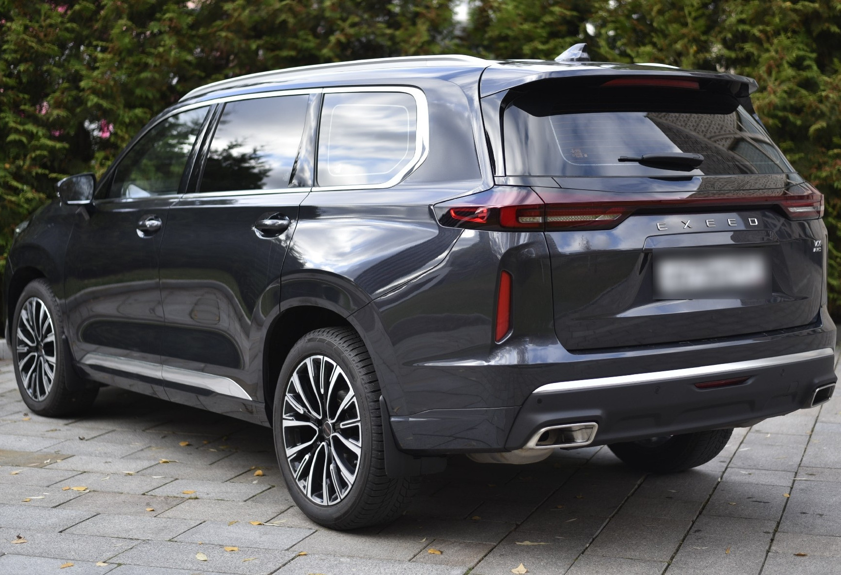 Аренда exeed vx бизнес класса 2023 года в городе Москва Румянцево от 5000 руб./сутки, полный привод, двигатель: бензин, объем 2 литра, ОСАГО (Мультидрайв), без водителя, недорого, вид 4 - RentRide