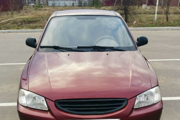 Прокат авто hyundai accent эконом класса 2008 года в городе Воронеж от 1500 руб./сутки, передний привод, двигатель: бензин, объем 1.5 литров, ОСАГО (Мультидрайв), без водителя, недорого - RentRide