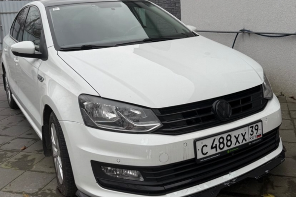 Прокат авто volkswagen polo эконом класса 2019 года в городе Калининград от 2400 руб./сутки, передний привод, двигатель: бензин, объем 1.6 литров, ОСАГО (Впишу в полис), без водителя, недорого - RentRide
